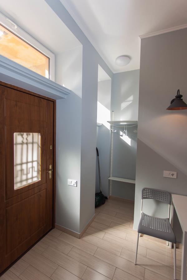 Snizhna 4 Appartement Lviv Buitenkant foto