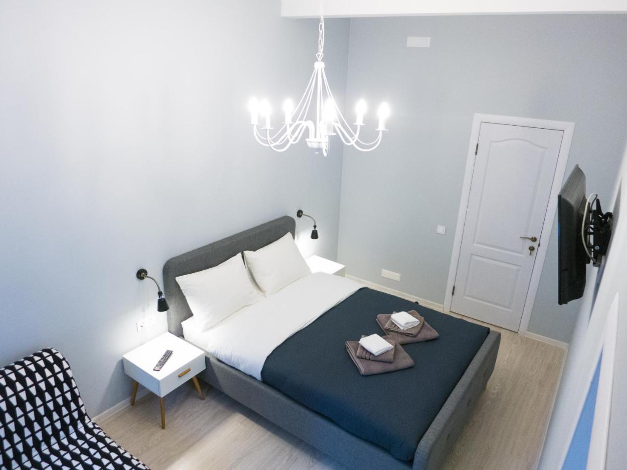 Snizhna 4 Appartement Lviv Buitenkant foto